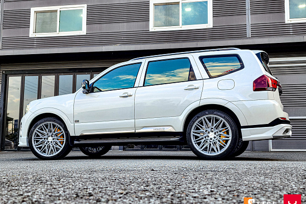 Фото дисков Vossen HF6-5 Серебро на Kia Mohave