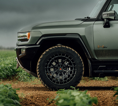 Фото дисков Vossen LC3-01 на GMC Hummer EV