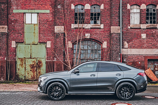 Фото дисков BRABUS Monoblock Y (Platinum Edition) Черный глянец на Mercedes-Benz GLE II