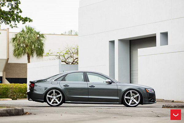 Фото дисков Vossen CV3 Серебро на Audi A/S 8 (D4)