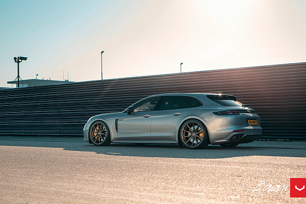 Фото дисков Vossen HF-3 Сатиновая бронза на Porsche Panamera II