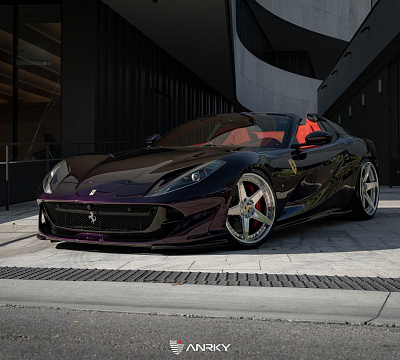 Фото дисков Anrky RS5.3 на Ferrari 812