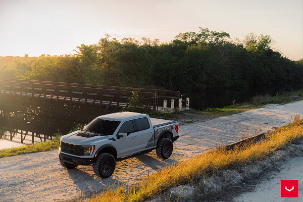 Фото дисков Vossen HFX-1 (6-Lug) Черный сатин на Ford F-150 XIV