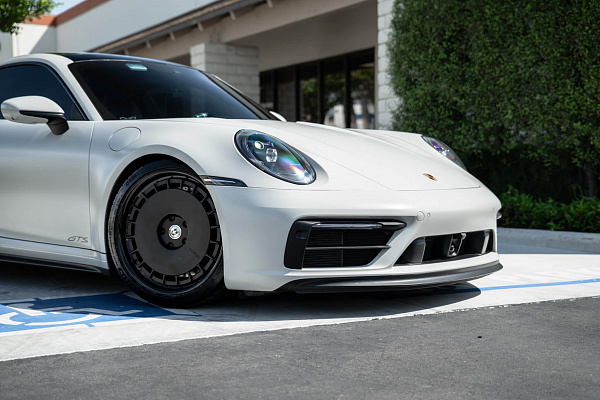 Фото дисков HRE 935 Черный сатин на Porsche 911 VIII