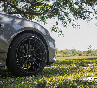 Фото дисков MRR GF6 на Lexus RC