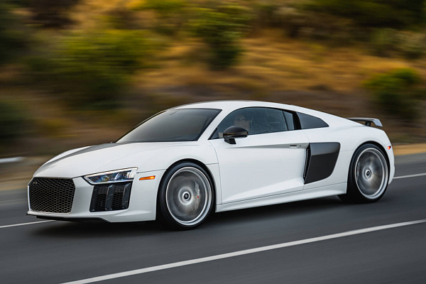 Фото дисков HRE P201 Сатиновый лак на Audi R8 (4S)