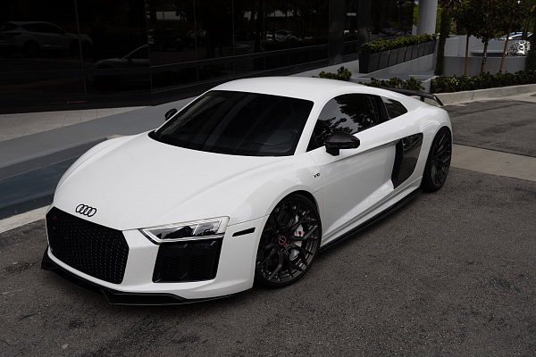 Фото дисков Brixton Forged PF10 Черный сатин на Audi R8 (4S)