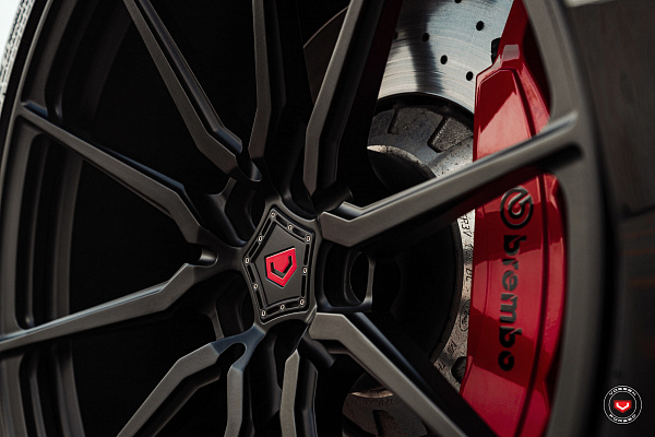 Фото дисков Vossen M-X2 Черный сатин на Ford Mustang VI