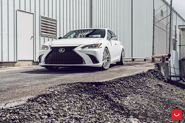 Фото дисков Vossen HF-4T Полированный лак на Lexus ES VII