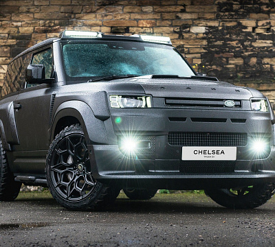 Фото дисков Kahn Type 57 RS на Land Rover Defender II