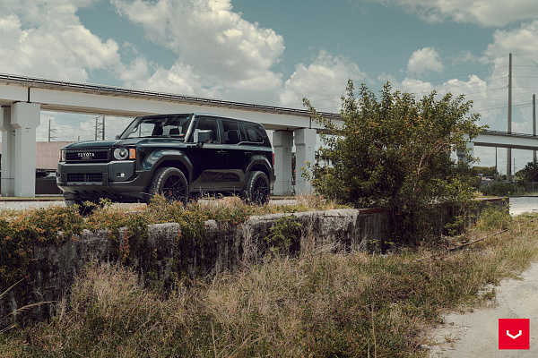 Фото дисков Vossen HF6-5 Черный сатин на Toyota Land Cruiser Prado 250