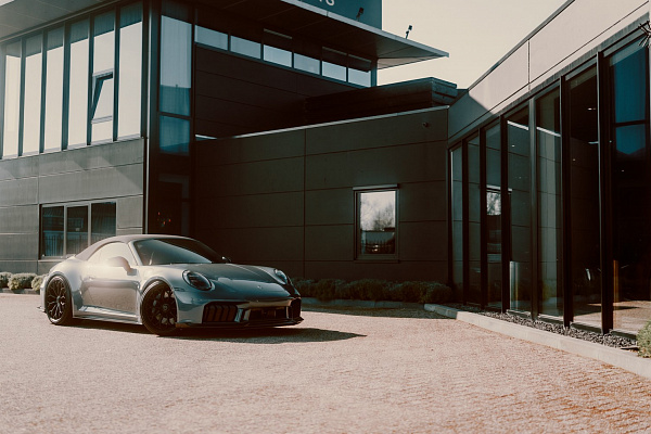 Фото дисков Brixton Forged CM6-RS Черный сатин на Porsche 911 VIII