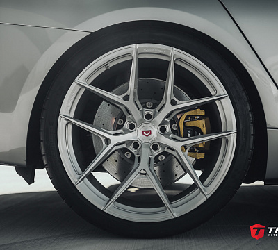 Фото дисков Vossen S21-01 на BMW 5/M5 (G30/F90)