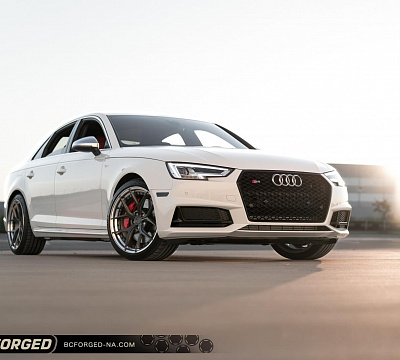 Фото дисков BC Forged HCS21 на Audi A/S/RS 4 (B9)