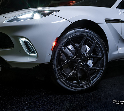 Фото дисков Vossen HF-5 на Aston Martin DBX