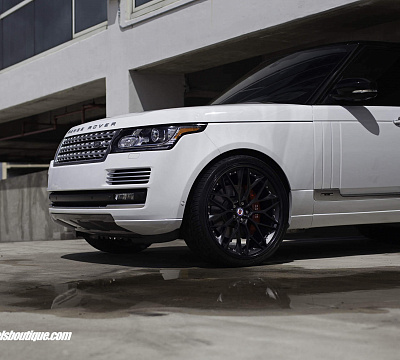 Фото дисков HRE S200 на Land Rover Range Rover IV