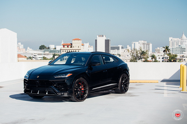 Фото дисков Vossen EVO-5 Черный сатин на Lamborghini Urus