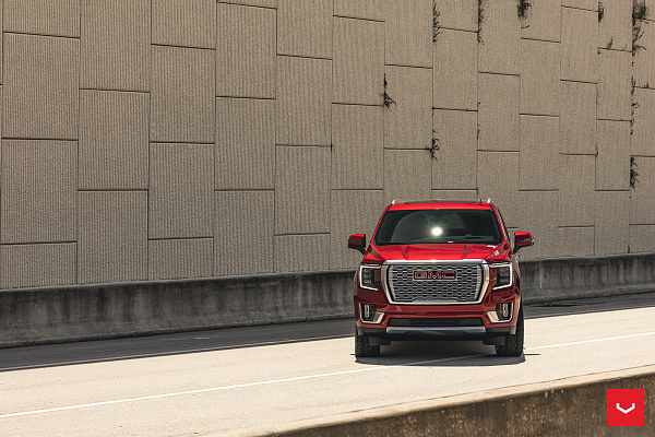 Фото дисков Vossen HF6-3 Серебро на GMC Yukon V