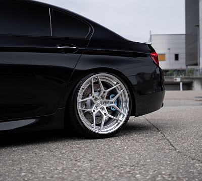 Фото дисков ST Wheels ST21.2 на BMW 5/M5 (F10)