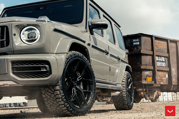 Фото дисков Vossen HF-5 Черный глянец на Mercedes-Benz G-Class III