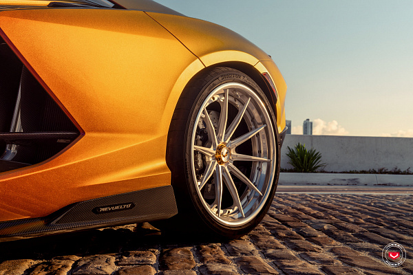 Фото дисков Vossen VPS-2 (3-Piece) Глянцевый лак на Lamborghini Revuelto