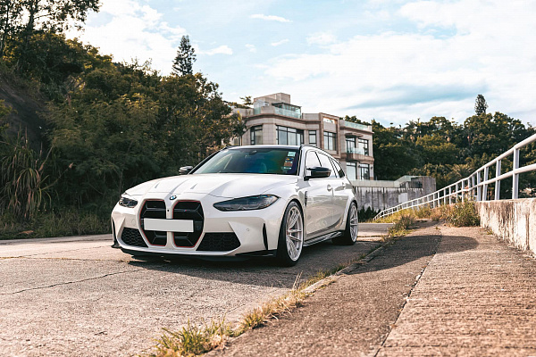 Фото дисков Brixton Forged FDE03 Белый глянец на BMW 3/M3 (G2x/G80)