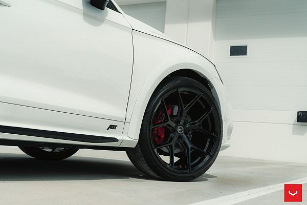 Фото дисков Vossen HF-5 Черный глянец на Audi Q5 (FY)