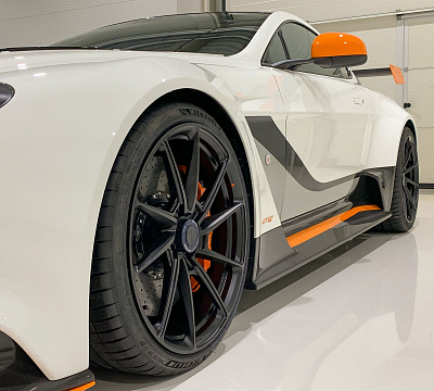 Фото дисков Anrky AN13 на Aston Martin Vantage 3