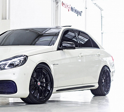 Фото дисков HRE S204 на Mercedes-Benz E-Class (W212, S212, C207)