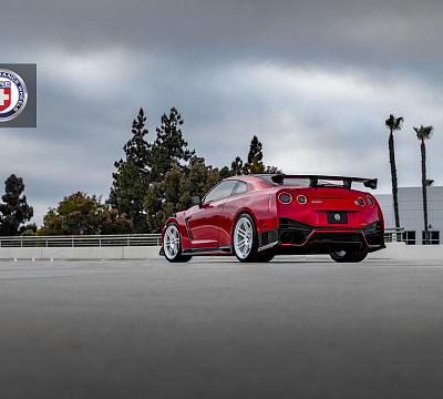 Фото дисков HRE 312 GTS на Nissan GT-R