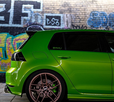 Фото дисков Bola B11 на Volkswagen Golf VII