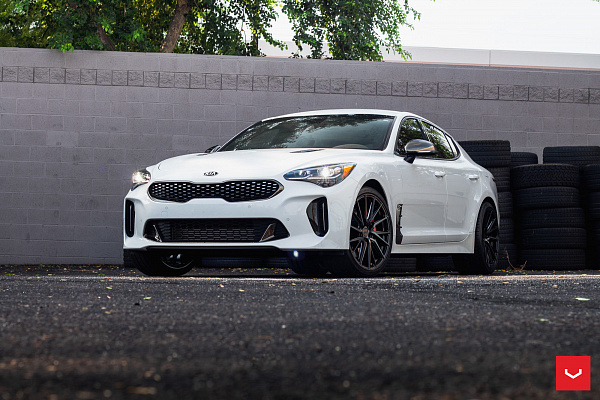 Фото дисков Vossen HF-4T Глянцевый тонированный лак на Kia Stinger