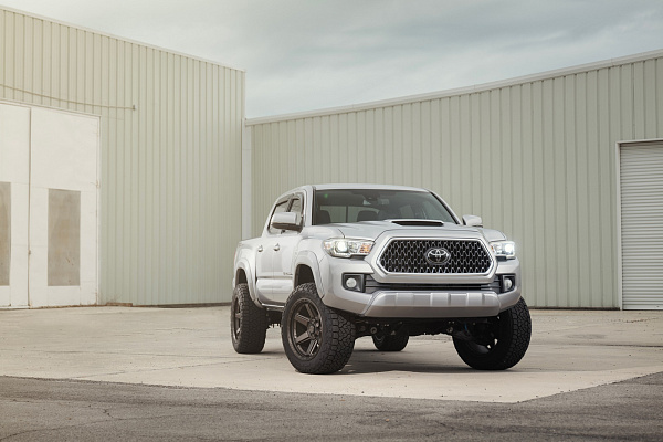 Toyota Tacoma III
