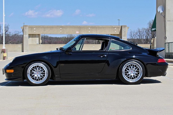Фото дисков HRE 300 Серебро на Porsche 911 IV