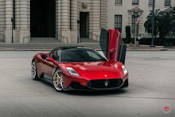 Фото дисков Vossen EVO-2 Полированный лак на Maserati MC20