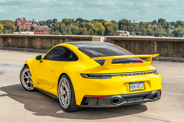 Фото дисков Strasse Wheels SM5R Deep Concave FS Сатиновый темный лак на Porsche 911 VIII