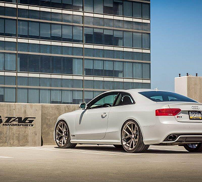 Фото дисков HRE P101 на Audi A/S/RS 5 (8T)