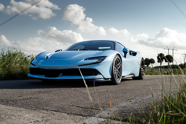 Фото дисков Strasse Wheels SV4-RS Deep Concave FS Черный сатин на Ferrari SF90