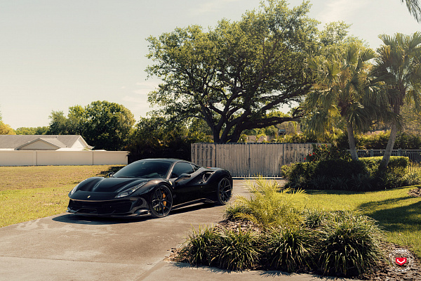 Фото дисков Vossen S21-01 Черный сатин на Ferrari 488