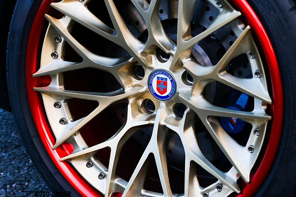 Фото дисков HRE S200 Сатиновое золото на BMW 4/M4 (F32/F82)