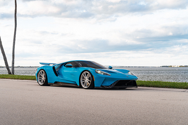Ford GT