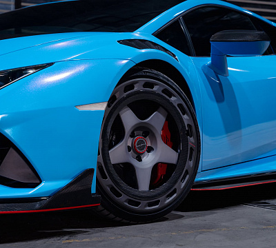 Фото дисков Brixton Forged TR04 на Lamborghini Huracan