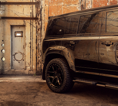Фото дисков Vossen UV-X на Land Rover Defender II