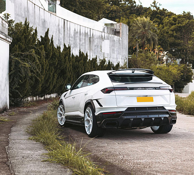 Фото дисков Brixton Forged MW03 на Lamborghini Urus
