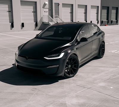 Фото дисков Brixton Forged R11-R на Tesla Model X