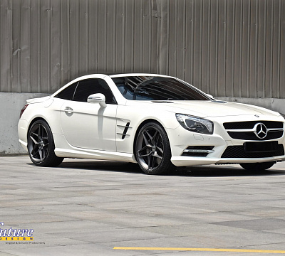 Фото дисков HRE FF11 на Mercedes-Benz SL (R231)