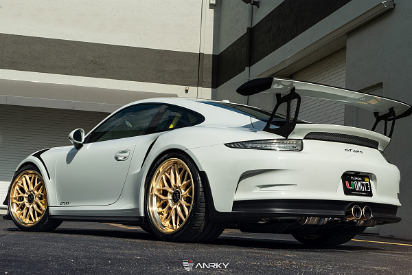 Фото дисков Anrky RS1 Сатиновое золото на Porsche 911 VII