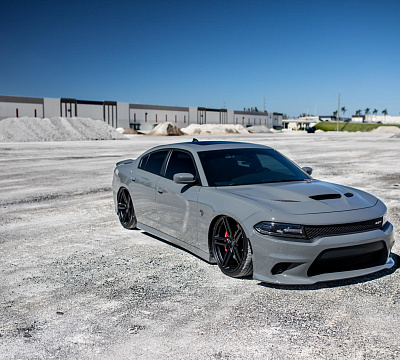 Фото дисков Vossen HF-1 на Dodge Charger VII