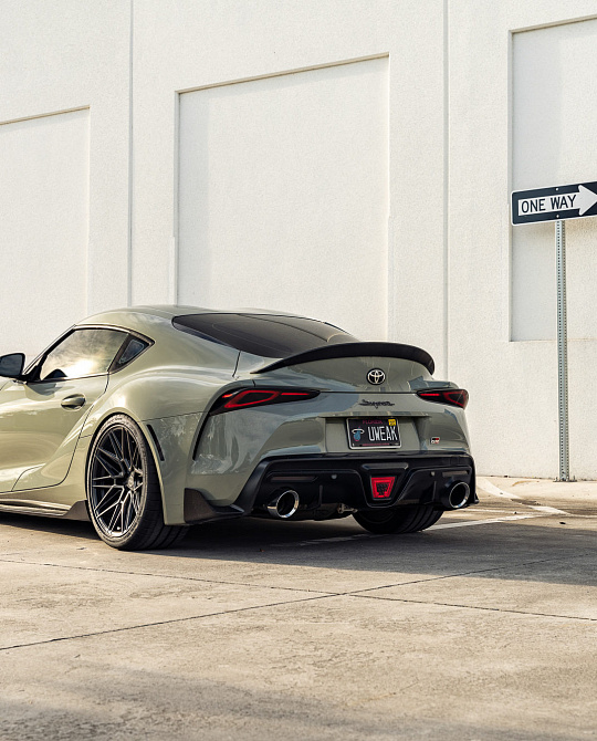 Фото дисков HF-7 Черный сатин на Toyota Supra A90
