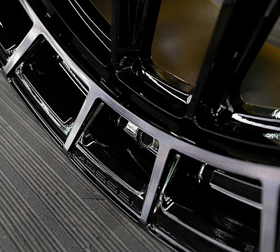 Vossen HFX-1 (6-Lug)